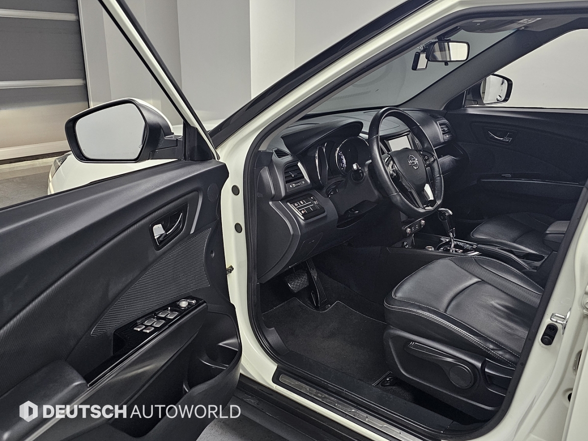 KG모빌리티(쌍용) 티볼리 가솔린 2WD LX - 이미지 4