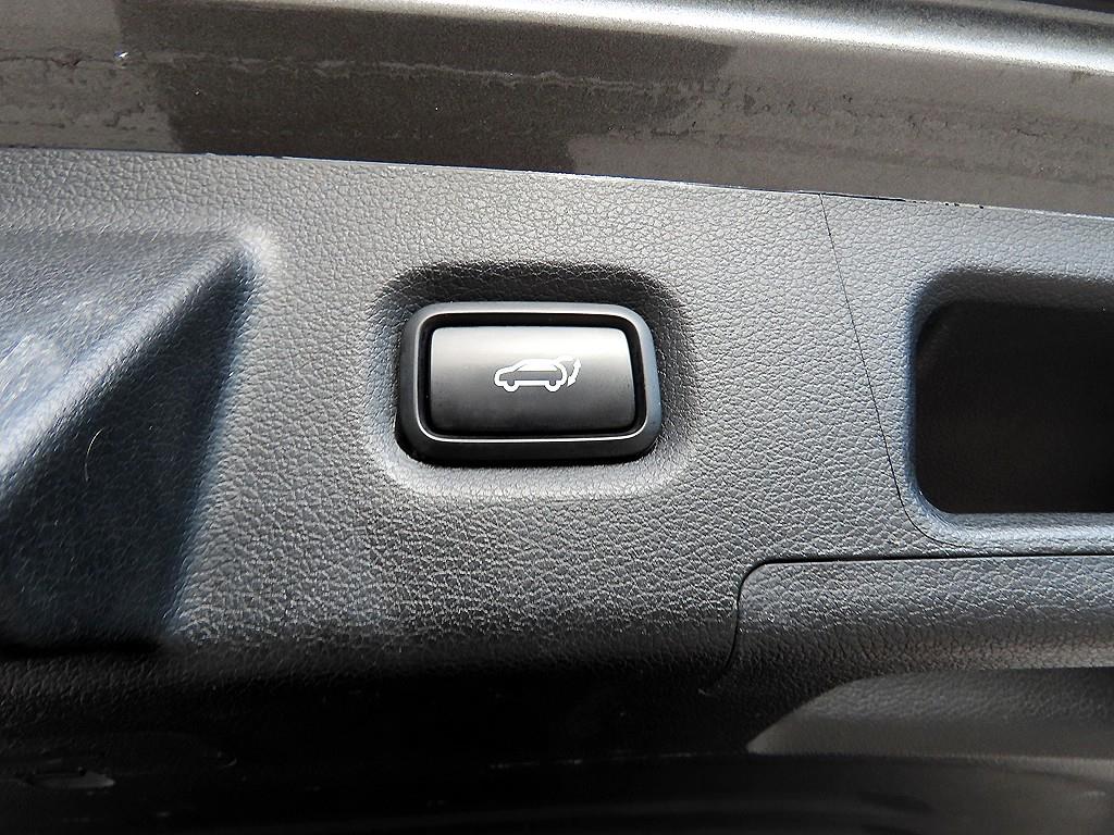 현대 더 뉴싼타페 디젤 2.2 2WD 프리미엄 초이스 - 이미지 7