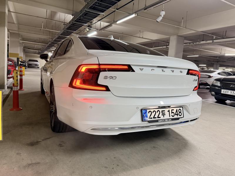볼보 더 뉴 S90 B6 AWD 얼티메이트 브라이트 - 이미지 4