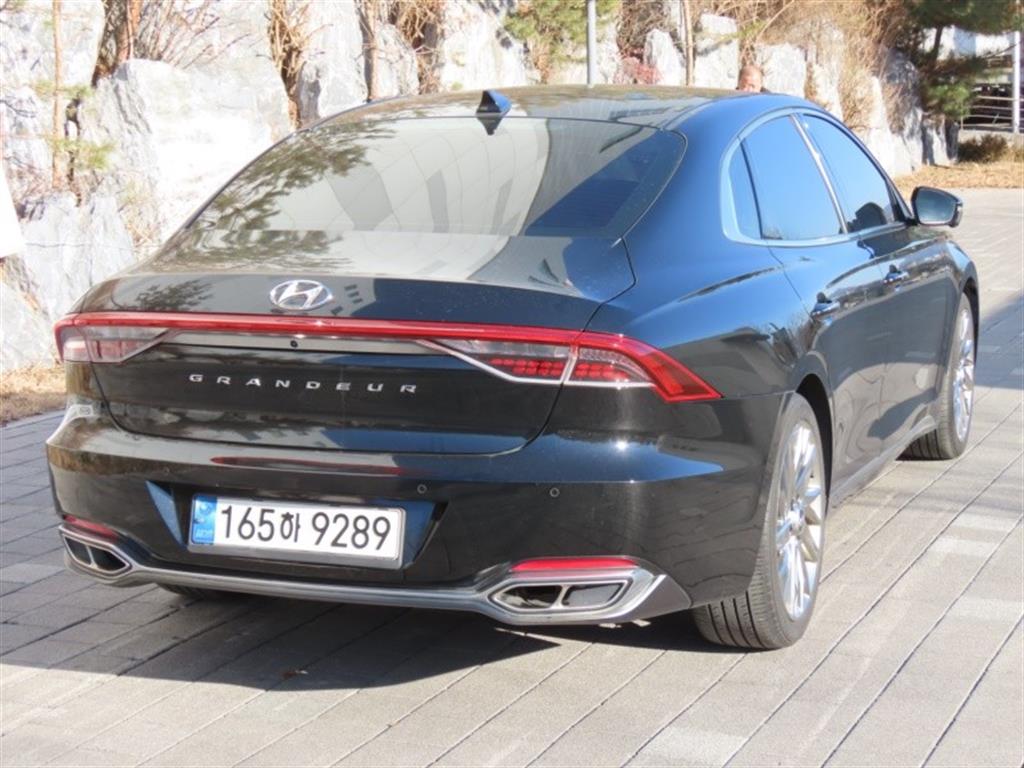 현대 더 뉴그랜저IG 가솔린 2.5 캘리그래피 - 이미지 3