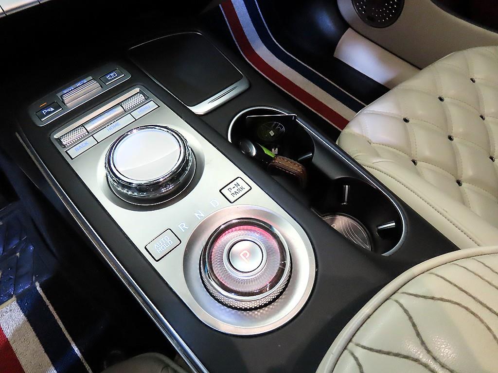 제네시스 GV70 2.5T 2WD 기본형 - 이미지 19