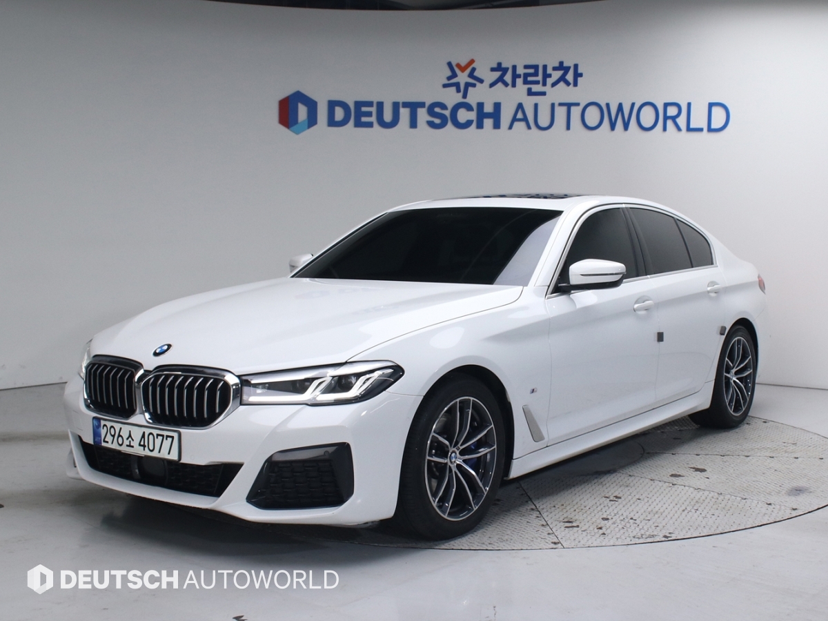 BMW 5시리즈(7세대) 523d M 스포츠팩 - 이미지 4