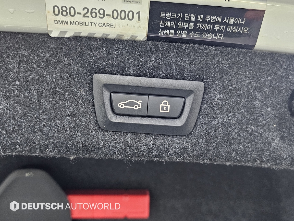 BMW 5시리즈(7세대) 523d M 스포츠팩 - 이미지 11
