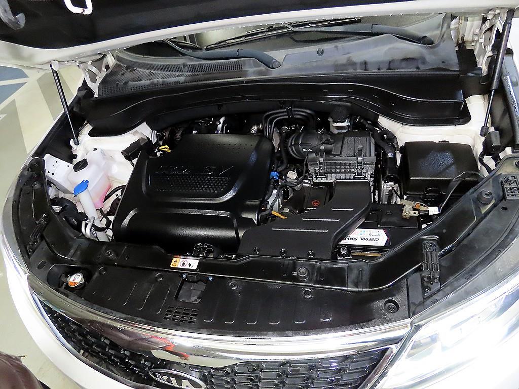 기아 뉴쏘렌토 R R2.0 2WD 프레스티지 - 이미지 16