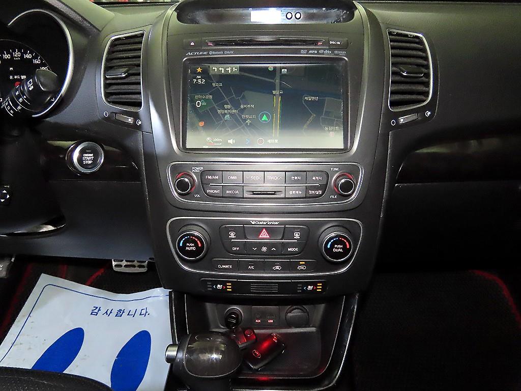 기아 뉴쏘렌토 R R2.0 2WD 프레스티지 - 이미지 15