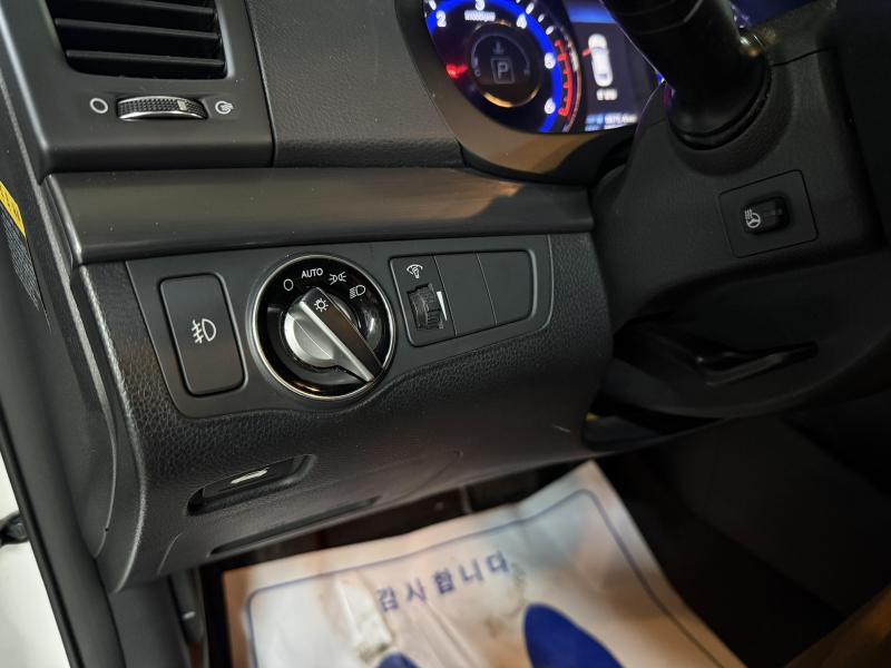 현대 i40 살룬 1.7 VGT 모던 - 이미지 10