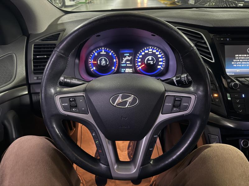 현대 i40 살룬 1.7 VGT 모던 - 이미지 4