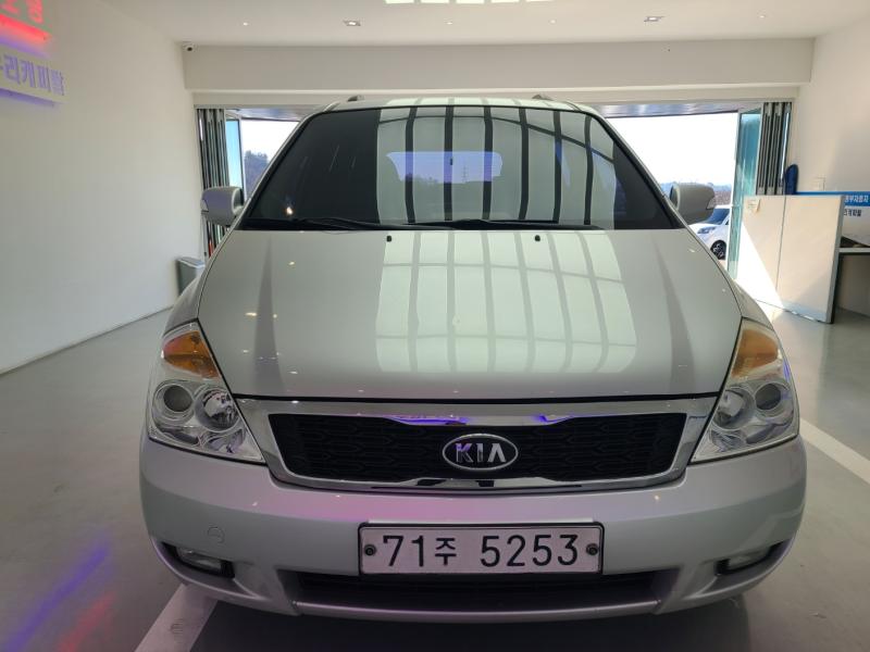 기아 카니발 R 11인승 디젤 GLX 프리미엄