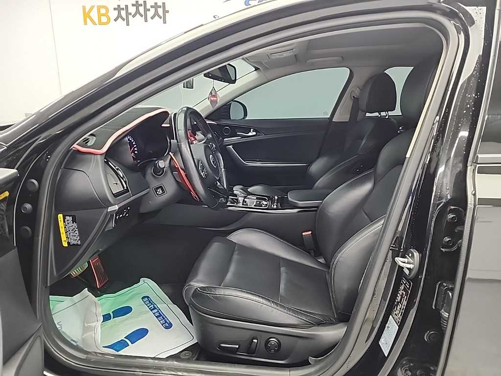 기아 스팅어 2.0 터보 AWD 플래티넘 - 이미지 16