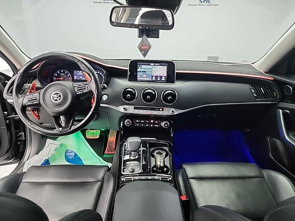 기아 스팅어 2.0 터보 AWD 플래티넘 - 이미지 6