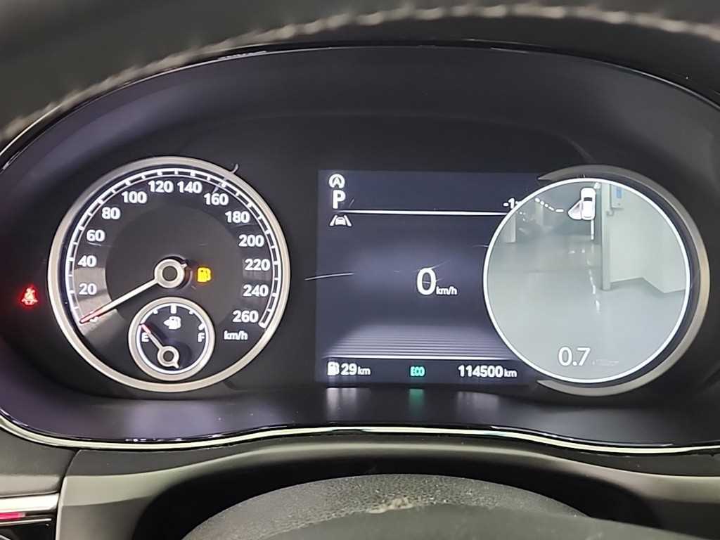 제네시스 GV70 2.5T AWD 기본형 - 이미지 14