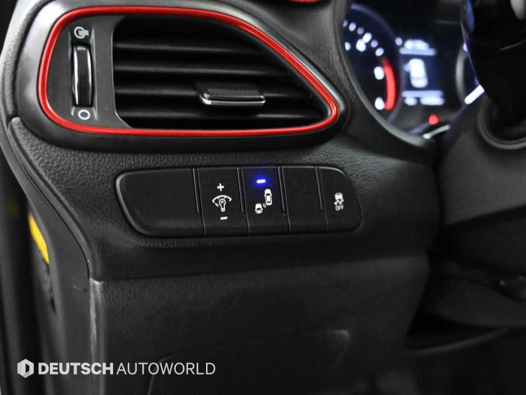 현대 i30 PD 디젤 1.6 프리미엄 - 이미지 6