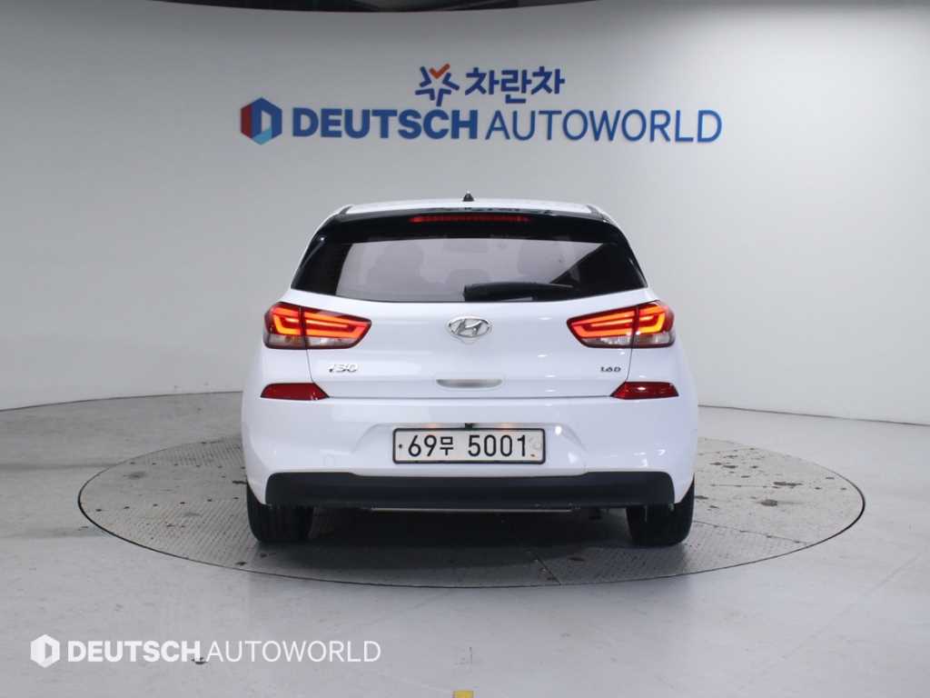 현대 i30 PD 디젤 1.6 프리미엄 - 이미지 17