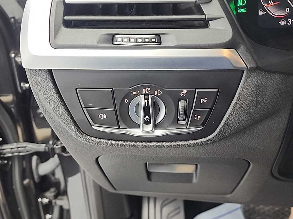 BMW X3(3세대) 20i xDrive x라인 - 이미지 9