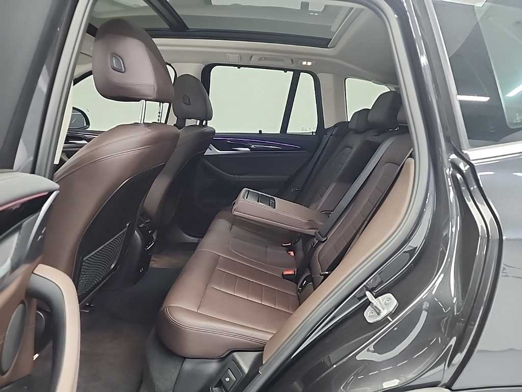 BMW X3(3세대) 20i xDrive x라인 - 이미지 4