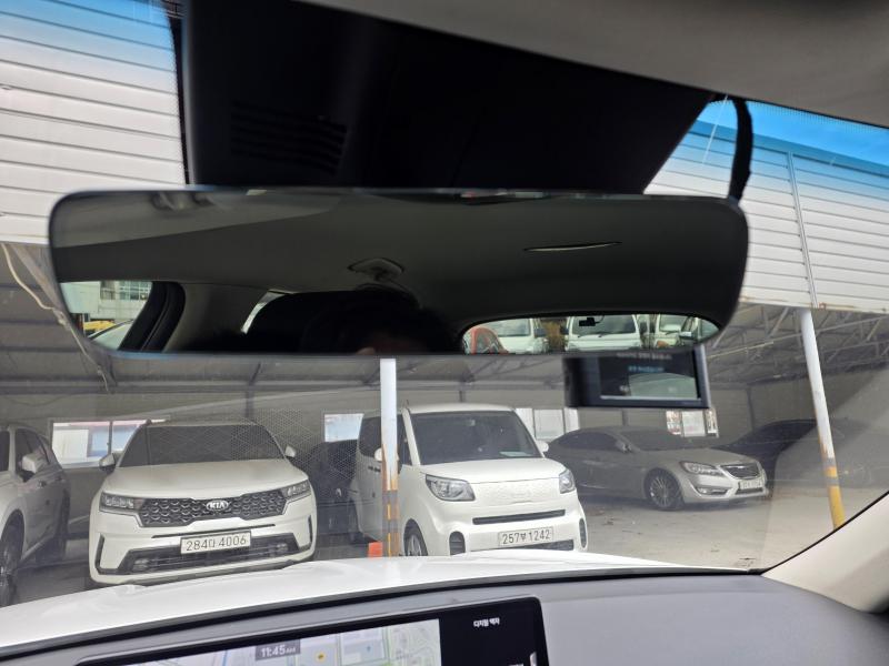 제네시스 GV70 2.2 디젤 AWD 기본형 - 이미지 8