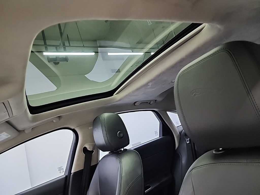 재규어 XF(2세대) 2.0 20d AWD 포트폴리오 - 이미지 18