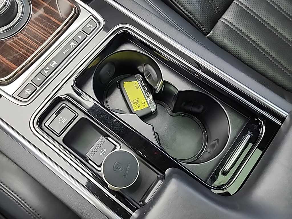 재규어 XF(2세대) 2.0 20d AWD 포트폴리오 - 이미지 10