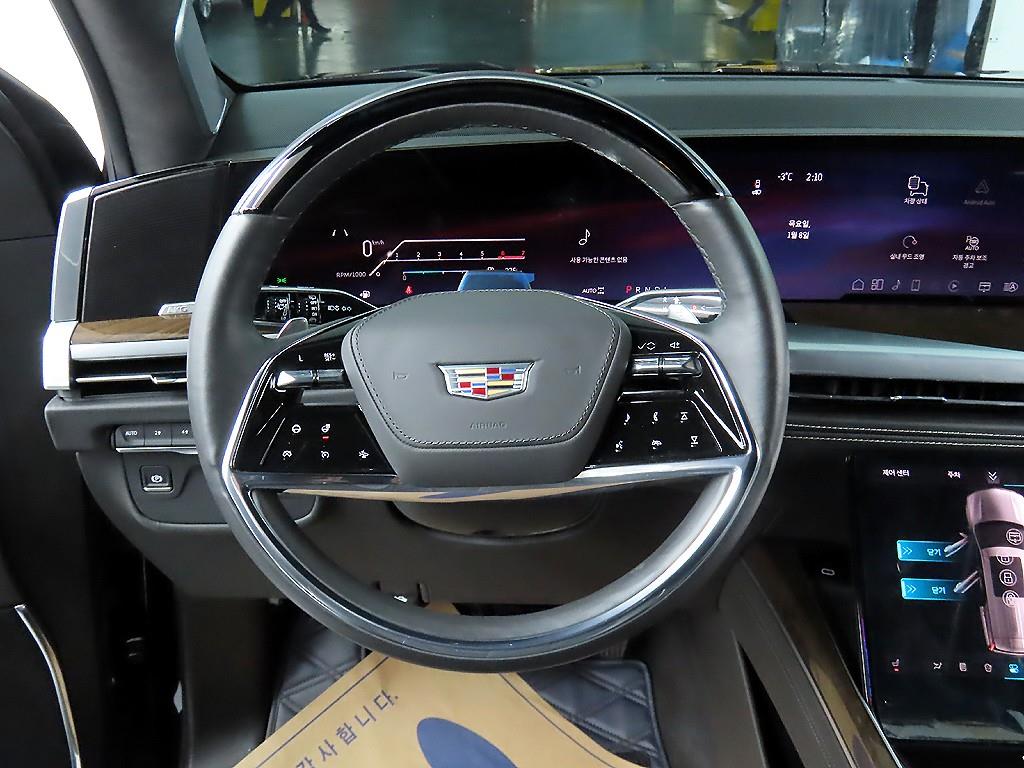 캐딜락 에스컬레이드(5세대) 6.2 V8 프리미엄 럭셔리 플래티넘 - 이미지 7