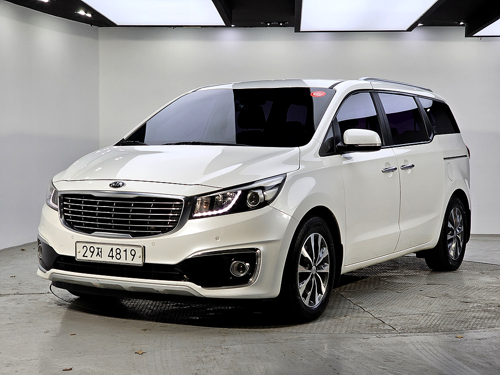 기아 올 뉴카니발 9인승 디젤 럭셔리