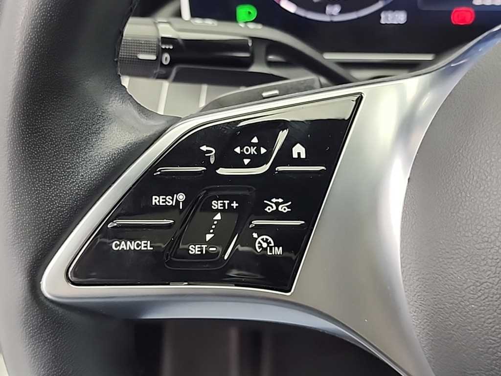 벤츠 C클래스(5세대) C200 4매틱 아방가르드 - 이미지 4