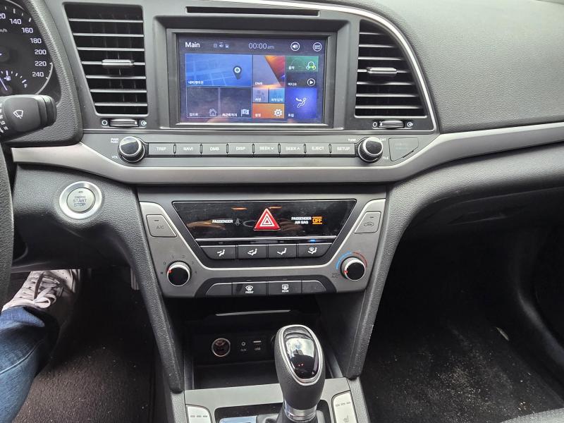 현대 아반떼AD 1.6 GDi 밸류 플러스 - 이미지 9