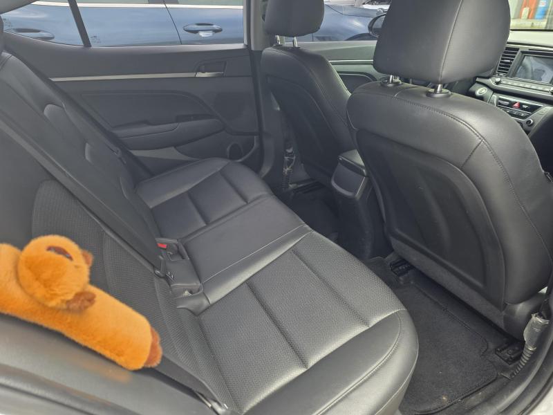 현대 아반떼AD 1.6 GDi 밸류 플러스 - 이미지 12