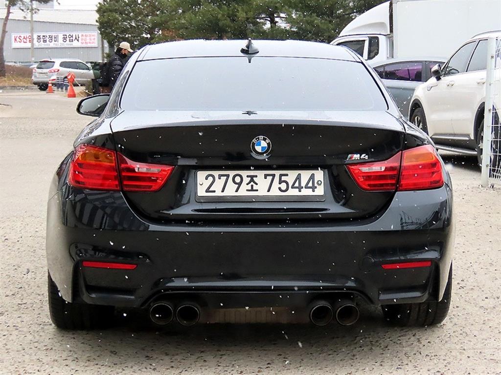 BMW M4 M4 쿠페 - 이미지 19