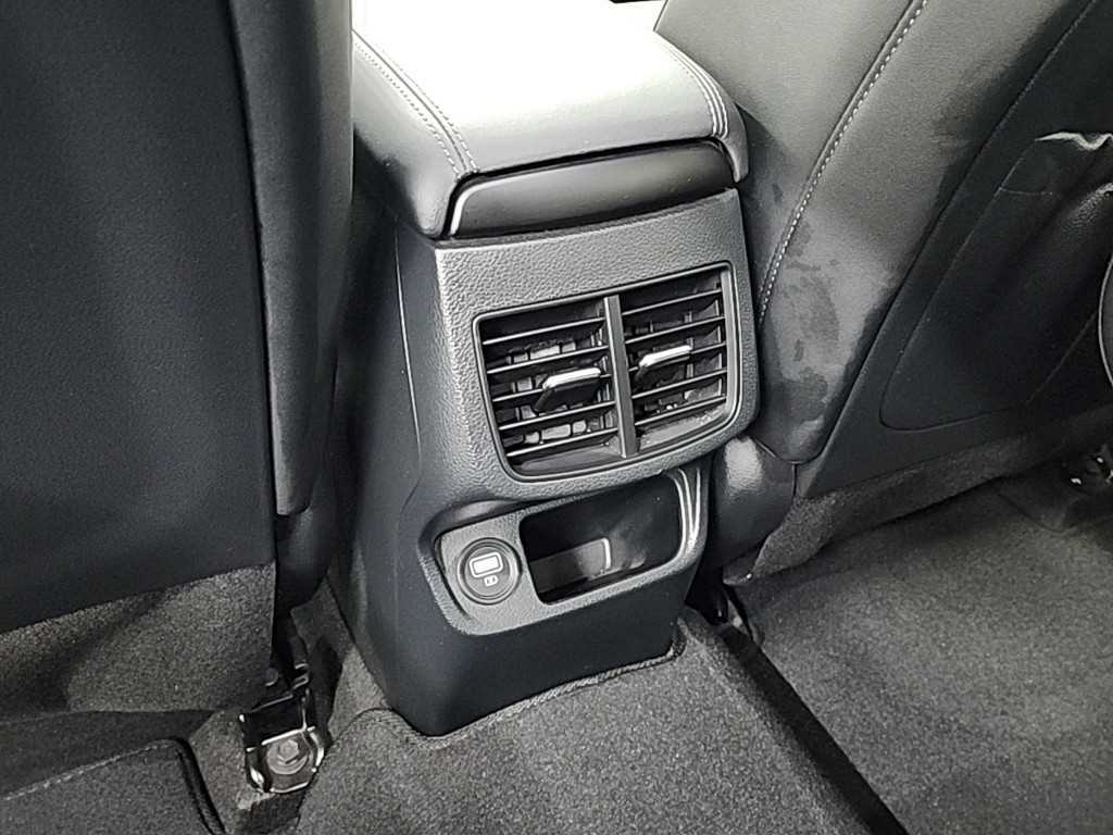 기아 셀토스 1.6 가솔린 2WD 시그니처 - 이미지 15