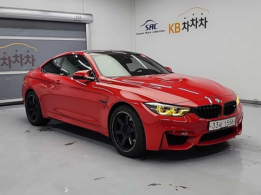 BMW M4 M4 쿠페 컴페티션 인디비주얼 - 이미지 18