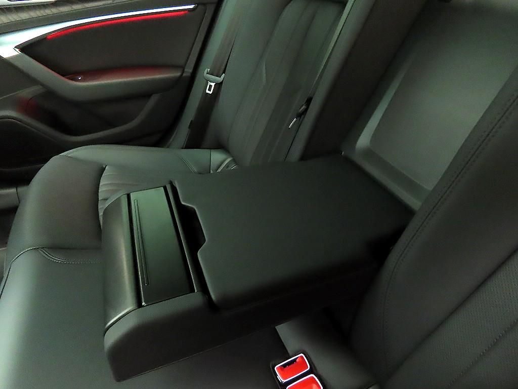 아우디 A6(5세대) 45 TFSI 콰트로 프리미엄 - 이미지 14