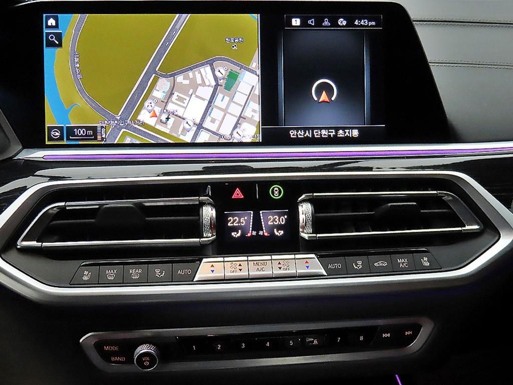 BMW X7 40i xDrive M스포츠 팩 - 이미지 11