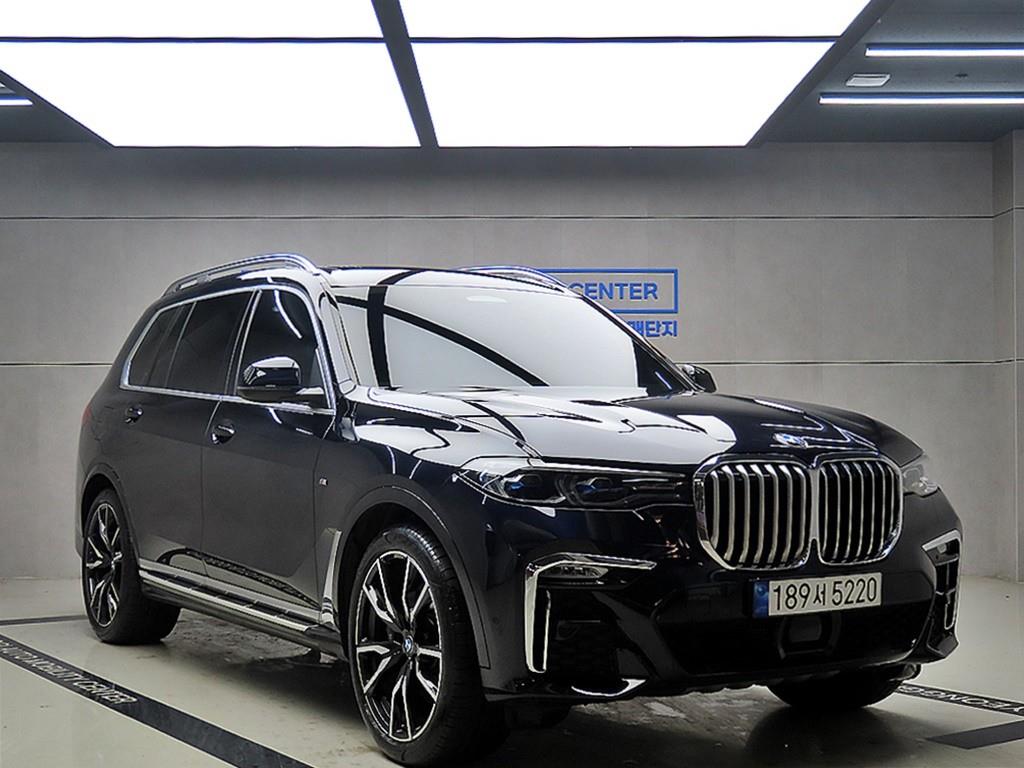 BMW X7 40i xDrive M스포츠 팩 - 이미지 12