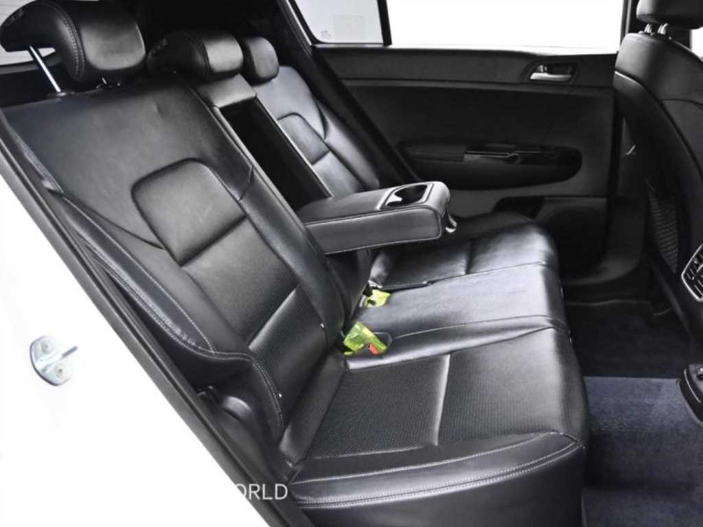 기아 스포티지 더 볼드 2.0 가솔린 시그니처 - 이미지 16