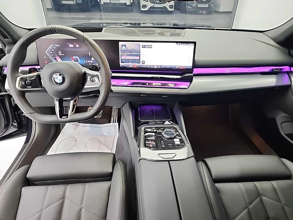 BMW 5시리즈(8세대) 520i M 스포츠 프로 스페셜 에디션 - 이미지 10