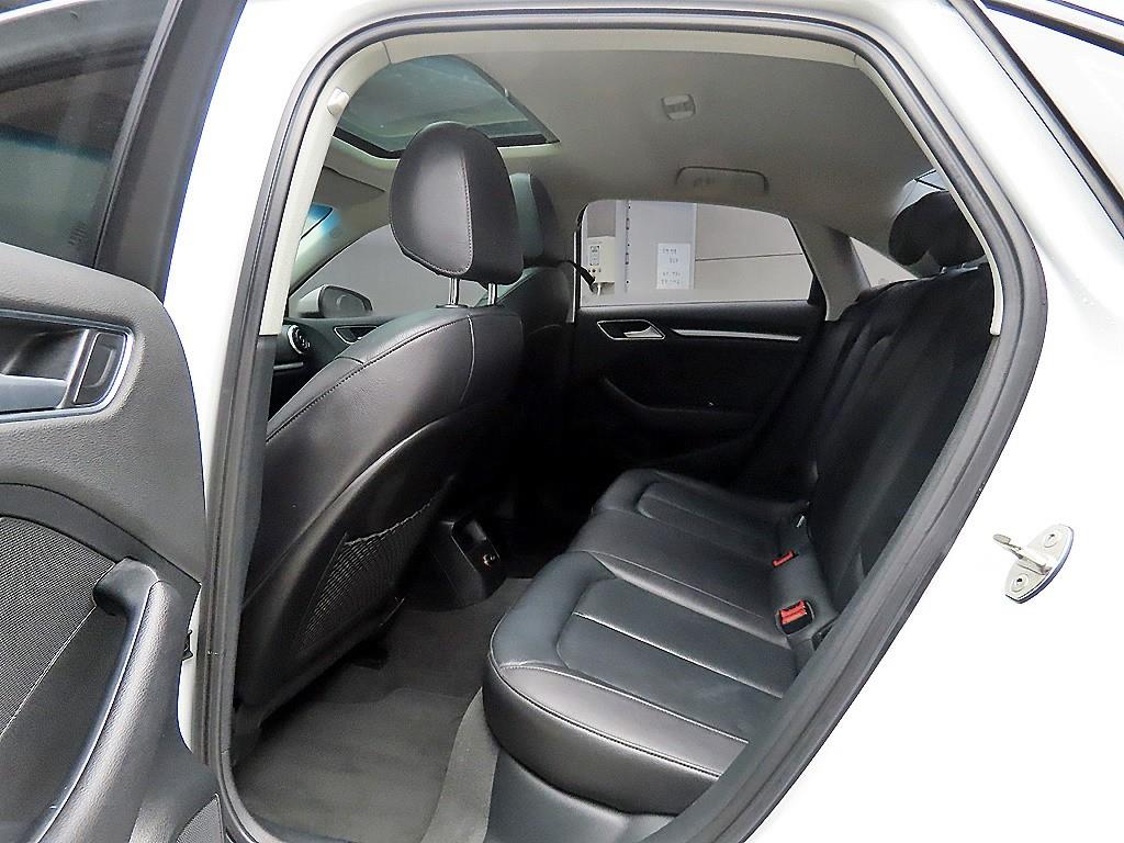 아우디 A3(3세대) 25 TDI 다이나믹 - 이미지 7