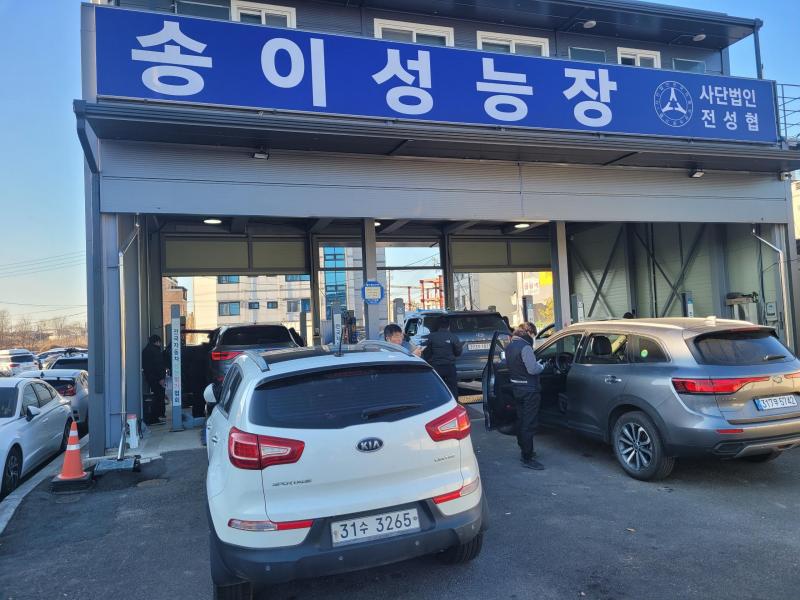 기아 스포티지 R 디젤 R2.0 2WD 리미티드 - 이미지 4