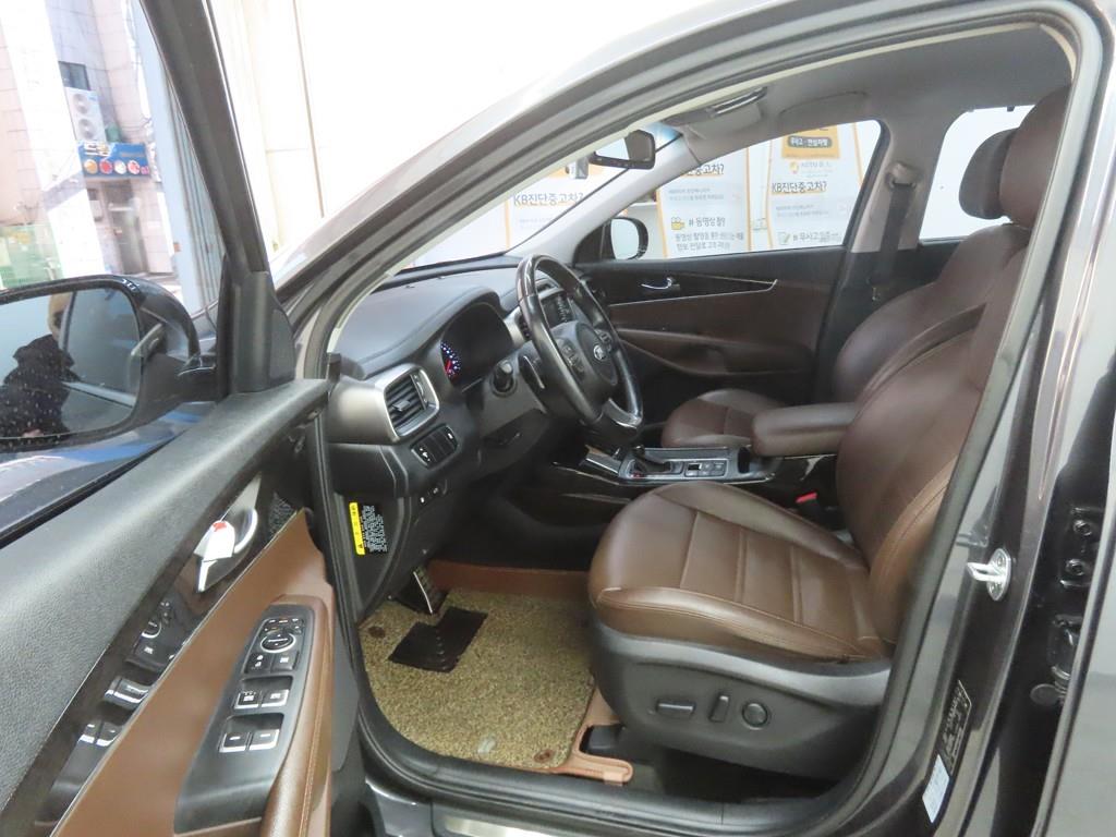 기아 올 뉴쏘렌토 R2.0 2WD 노블레스 - 이미지 8