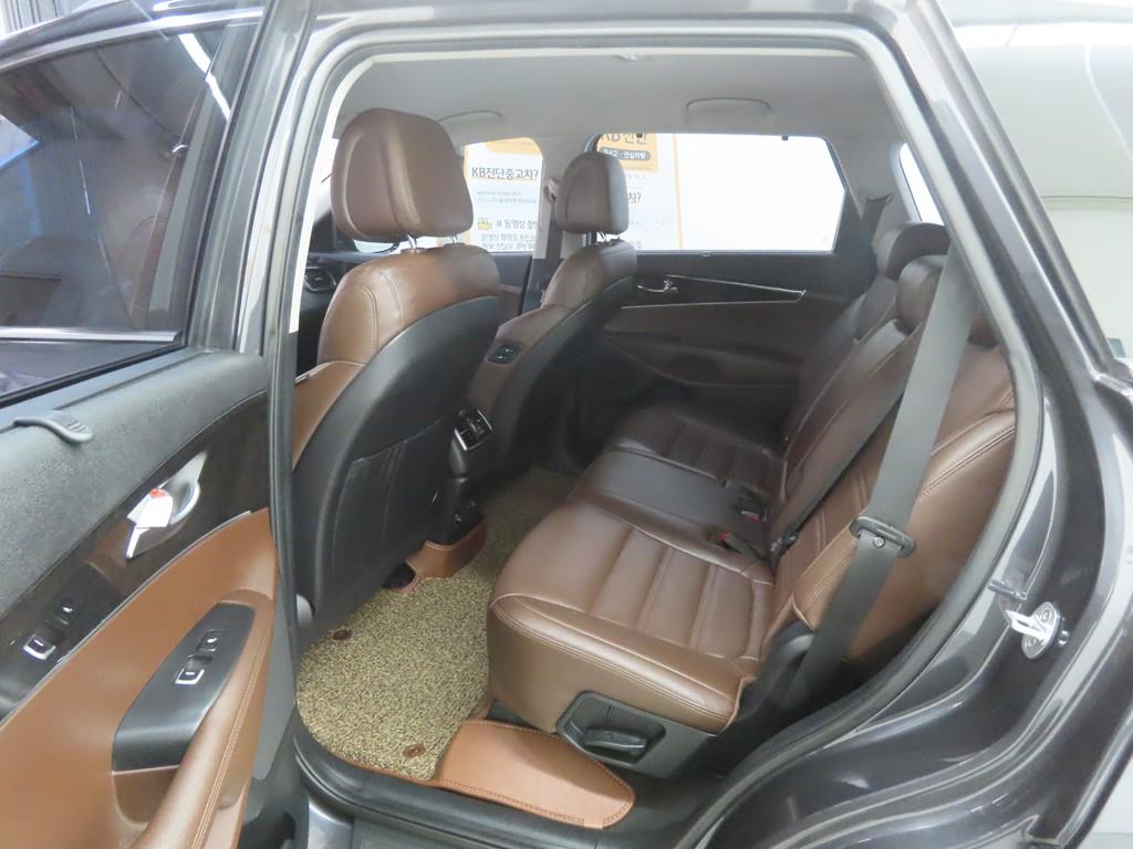 기아 올 뉴쏘렌토 R2.0 2WD 노블레스 - 이미지 18