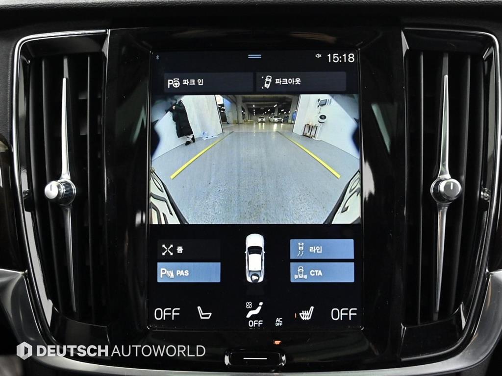 볼보 더 뉴 S90 D5 AWD 모멘텀 - 이미지 6