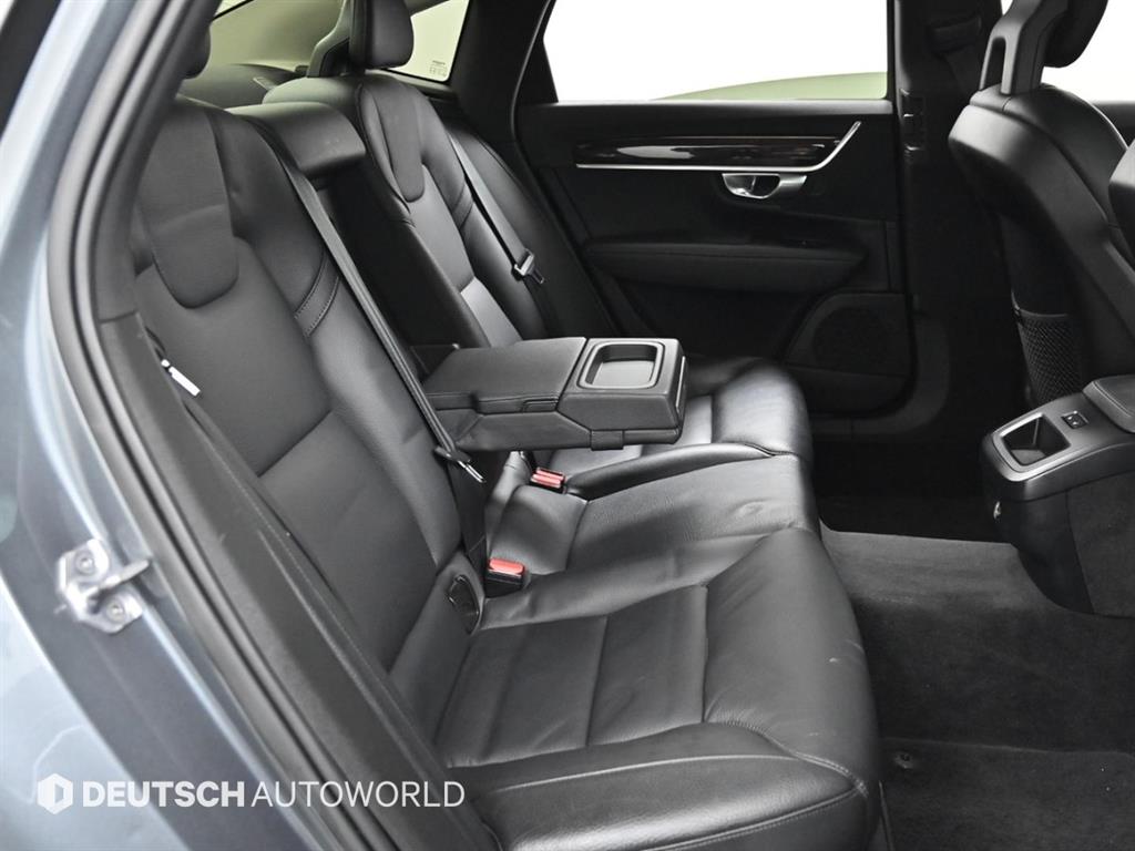 볼보 더 뉴 S90 D5 AWD 모멘텀 - 이미지 4