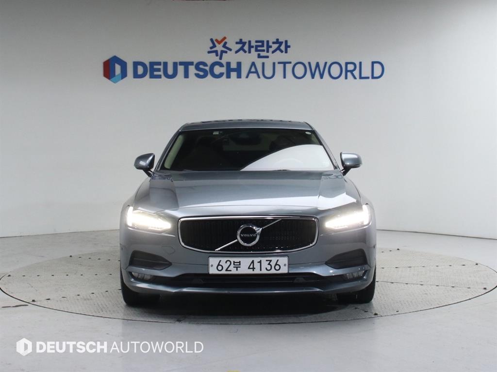 볼보 더 뉴 S90 D5 AWD 모멘텀 - 이미지 7