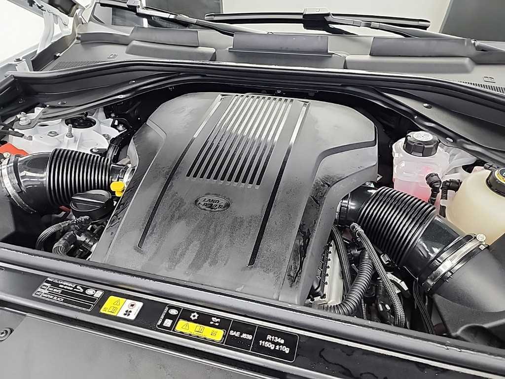 랜드로버 레인지로버(5세대) 4.4 P530 LWB 오토바이오그래피 - 이미지 14