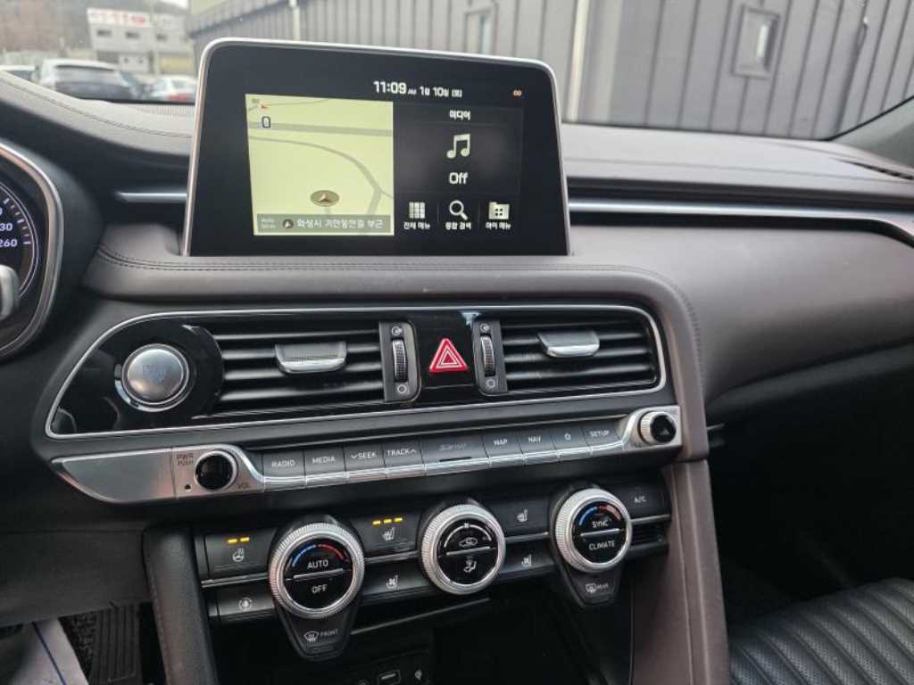 제네시스 G70 2.0T AWD 엘리트 - 이미지 10