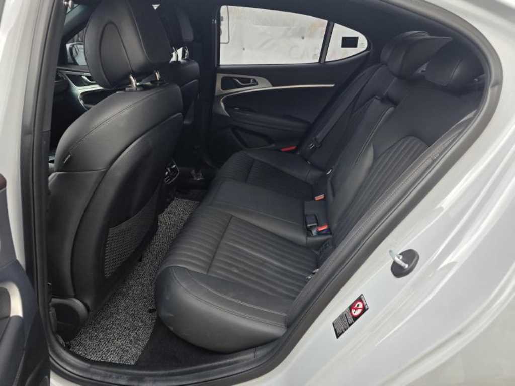 제네시스 G70 2.0T AWD 엘리트 - 이미지 17