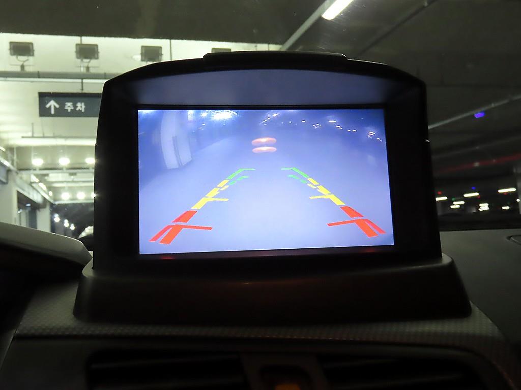 KG모빌리티(쌍용) 코란도 스포츠 CX7 4WD 클럽 - 이미지 4