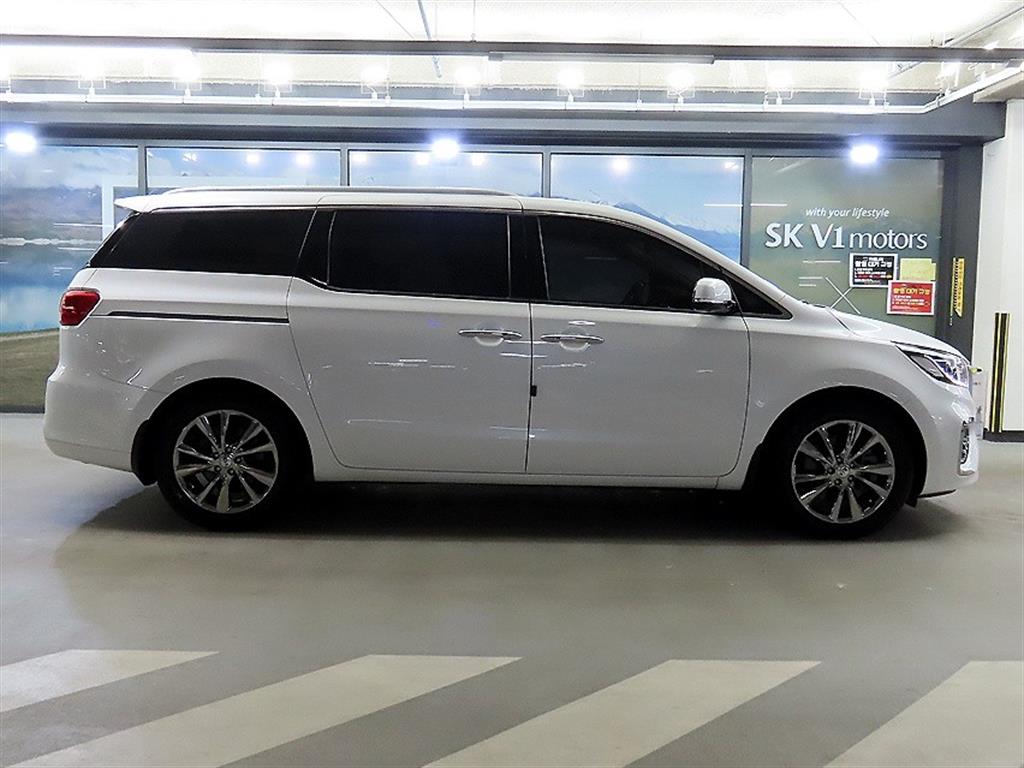 기아 더 뉴카니발 9인승 디젤 노블레스 스페셜 - 이미지 16