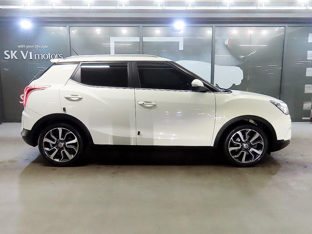 KG모빌리티(쌍용) 티볼리 가솔린 2WD LX 최고급형