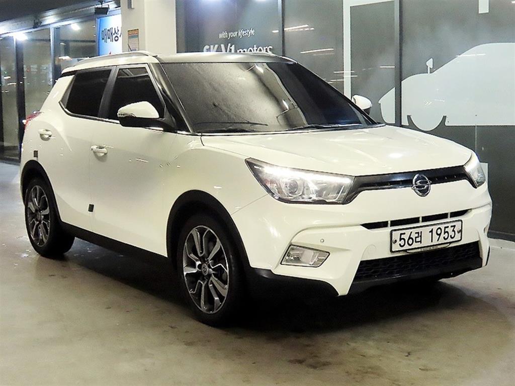 KG모빌리티(쌍용) 티볼리 가솔린 2WD LX 최고급형 - 이미지 3