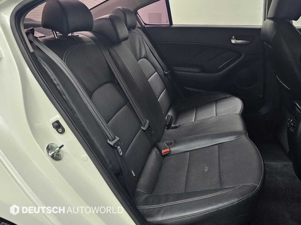 기아 K3 1.6 GDI 럭셔리 - 이미지 4